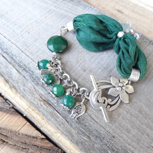 Emerald Green Bracelet, Turkish Silk Bracelet, Flowers Bracelet, Silver , Stones Bracelet, Jade Bracelet