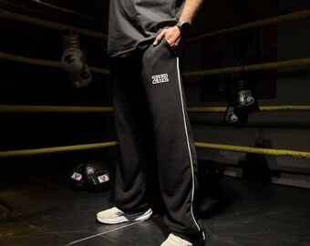 Black Relaxed Fit Sweatpants Men, Adjustable Hem Joggers, Boxing Apparel, Fighter Streetwear, Fighter Track Pants, Urban Gym Bottoms
