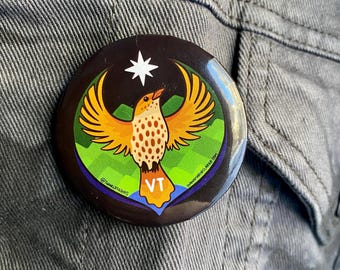 Botón de 2" del Zorzal Rebelde de Vermont: Pájaro de la Resistencia al Zorzal Ermitaño de Vermont, emblema de la Alianza Rebelde, diseño dibujado a mano.