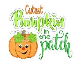 Może przedstawiać: Uroczy haft w kolorze zielonym i pomarańczowym przedstawiający uśmiechniętą dynię z tekstem "Cutest Pumpkin in the Patch".