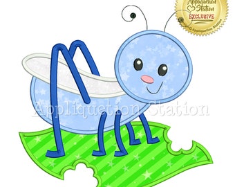 Lindo diseño de aplique de grillo Bugzee para bordado a máquina, azul y verde, niño/niña, bebé insecto, bicho. DESCARGA INSTANTÁNEA.