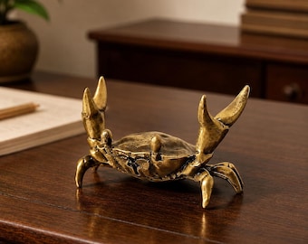 Figurine de crabe en laiton vintage, décor de bureau côtier nautique, sculpture animalière en laiton massif