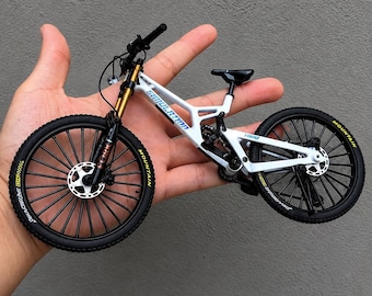 Miniatur Mountainbike Modell, realistische Legierung Diecast Fahrrad Replica, Schreibtisch Dekor, Mountainbike Sammler Figur
