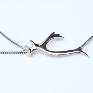 Collier Panache de caribou en bronze / Bronze caribou antler image 5