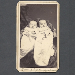 Wczesne CDV Twin Boys