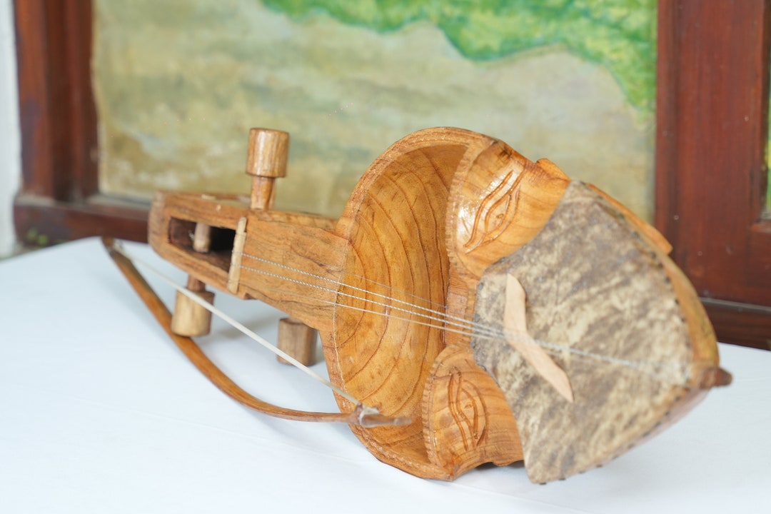 Handcarved Nepali Sarangi Traditional Stringed Instrument for Music