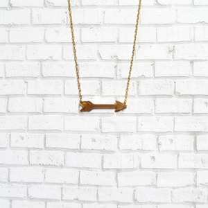 Gold Pfeil Halskette, ich bin fokussiert Halskette, Minimalistischer Pfeil, Gold überlagerte Halskette, Gold Minimalist, Geschenk für Studenten, Geschenk für Girl Boss