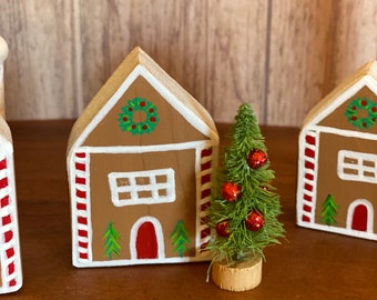 Little Gingerbread House ~ Tiny Gingerbread House ~ Shelf Sitter