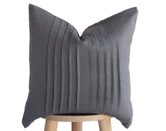 DECORATIVE pillows