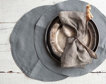 Gray Round table placemats, linen round placemats, natural linen placemat set,  custom colours placemats, 10 or 14 inch table placemats