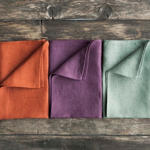 Multi color set of napkins, Cloth linen napkin set of burnt orange green and violet, classic size 18x18 inch image 4