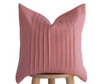 DECORATIVE pillows