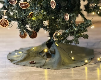 Handgjord julgranskjol i salviagrönt linne: Juldekoration, anpassad färg tillgänglig