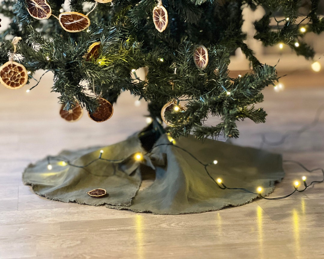 Green Christmas Tree Skirt 