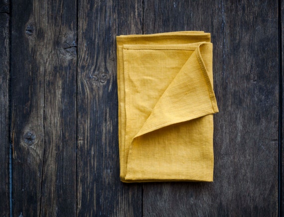 Stonewashed Yellow Linen Napkins, Softened Yellow Cloth Napkins Bulk or in  Set, 25 Colors Available, Classic Size 18x18 Inch 