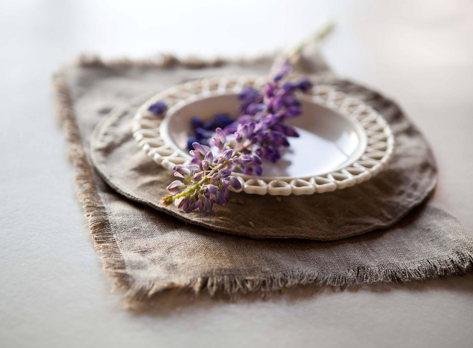 Large Round Placemats Set Burlap Placemats Round Table Place Etsy