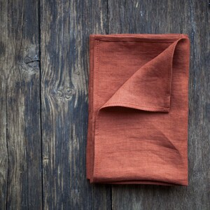 Multi color set of napkins, Cloth linen napkin set of burnt orange green and violet, classic size 18x18 inch image 2