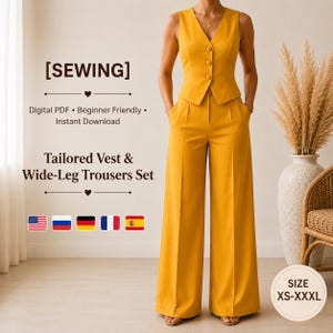 Può includere: Un completo composto da gilet sartoriale e pantaloni a gamba larga color giallo senape. Il testo recita: [SEWING], Digital PDF, Beginner Friendly, Instant Download, Tailored Vest & Wide-Leg Trousers Set, SIZE XS-XXXL. Il gilet presenta tre bottoni e uno scollo a V.