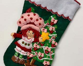 Vilten kerstsok aardbei shortcake