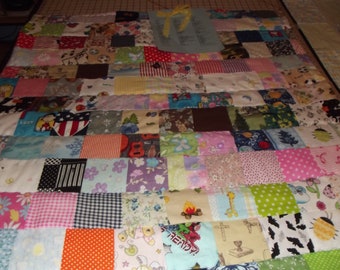 I Spy Quilt, activity quilt, for girls, boys, adults, look and find items