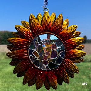 Sunflower Suncatcher.. APD.. Garden Decoration.. Whirlygig.. Wind Spinner.. Tree Bling.. Bouncy Sunflower.. Gift for Her
