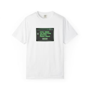 T-Shirt mit dem Aufdruck „Schwerwiegender Fehler“ | Retro-Computer-Glitch-Grafik