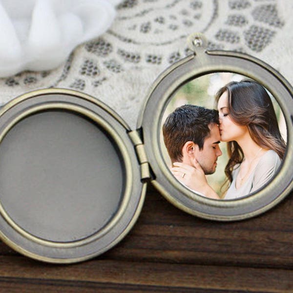 Handmade Locket - Etsy