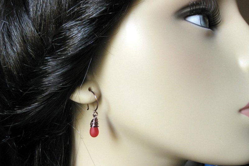 COPPER Earrings Red Dangle Earrings in Frosted Glass. Wire - Etsy