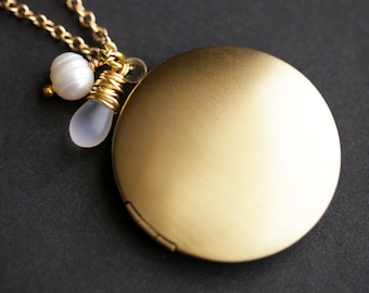 Matte Gold Locket Necklace with Gold Wire Wrapped Glass Teardrop and Pearl Charm. Circle Locket. Plain Brass Locket. Handmade Jewelry.