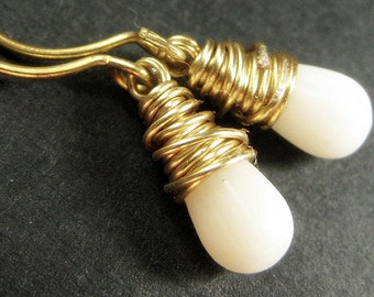 Teardrop Earrings. White Coral Earrings. White Wire Wrapped Earrings in Gold. Handmade Jewelry.