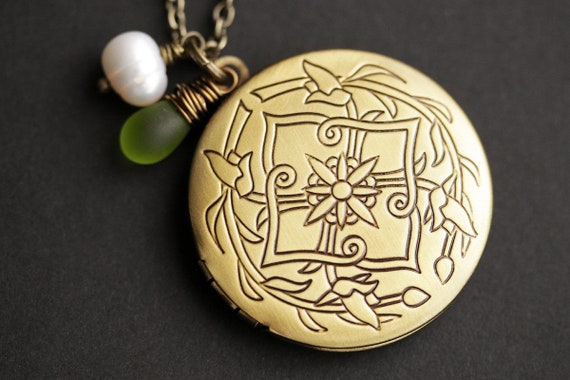 Floral Art Nouveau Locket. Stamped Brass Locket Necklace with Glass Teardrop and Fresh Water Pearl. Bronze Locket. Handmade Jewelry.