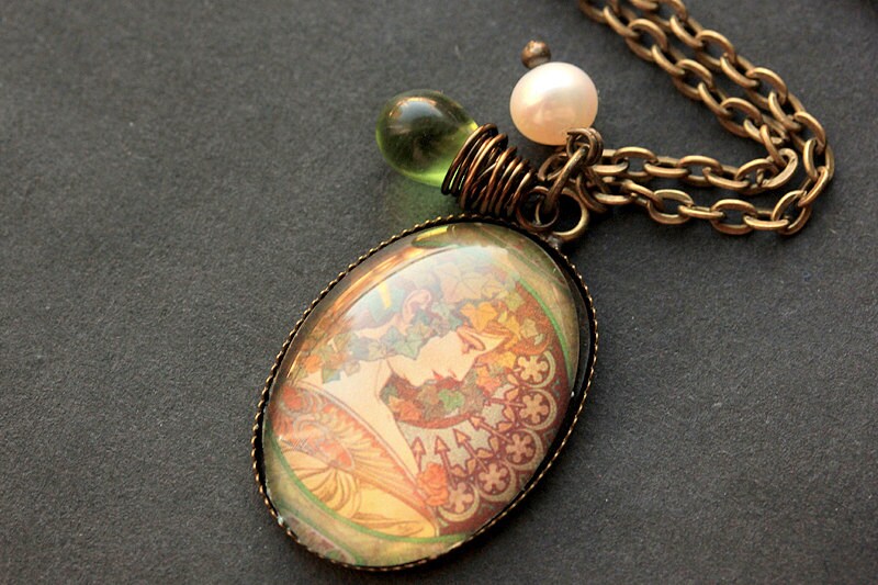 Alphonse Mucha Necklace. Ivy Pendant with Green Teardrop and Pearl. Charm Necklace. Wearable Art Nouveau Jewelry. Handmade Jewelry.