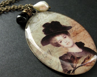 Vintage Woman Necklace. Oval Pendant with Wire Wrapped Black Teardrop and Fresh Water Pearl. Handmade Jewelry.