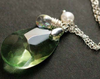 Green Crystal Necklace. Green Crystal Teardrop Necklace with Wire Wrapped Teardrop and Pearl. Teardrop Pendant. Green Crystal Pendant.