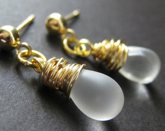 Drop Earrings : Wire Wrapped Frosted White Drop Earrings. Post Earrings in Gold. Handmade Jewelry.