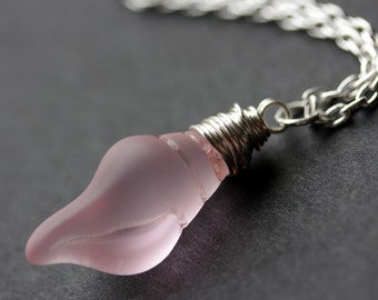 Conch Shell Necklace. Pink Seaglass Necklace. Pink Necklace. Seashell Necklace. Frosted Sea Glass Necklace in Silver. Handmade Jewelry.