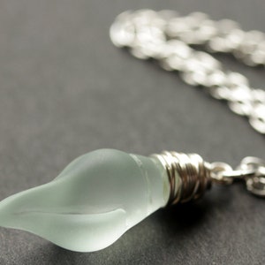 Conch Shell Necklace. Seaglass Necklace. Seashell Necklace. Frosted Sea Glass Necklace in Silver. Glass Sea Shell Necklace. Handmade Jewelry