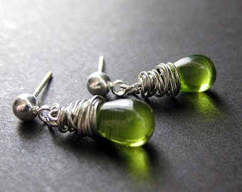 Drop Earrings in Peridot Green - Silver Stud Earrings with Wire Wrapped Clear Green Drop Earrings. Handmade Jewelry.