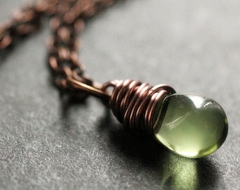 Green Necklace. Wire Wrapped Copper Teardrop Necklace. Solitaire Necklace. Bridesmaid Jewelry. Handmade Jewelry.