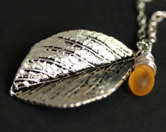 Silver Leaf Necklace. Leaf Pendant with Wire Wrapped Teardrop. Leaf Jewelry. Silver Leaf Charm Necklace. Silver Necklace. Handmade Jewelry.