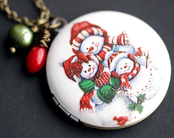 Snowman Family Locket Necklace. Snowman Necklace. Christmas Necklace with Red Coral Teardrop and Green Fresh Water Pearl. Handmade Jewelry.