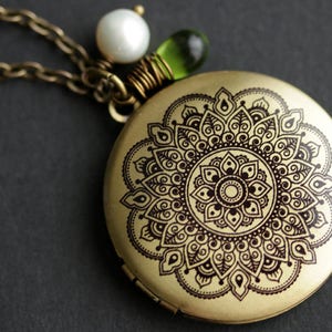 Floral Mandala Locket Necklace. Mandala Necklace with Glass Teardrop and Fresh Water Pearl Charm. Bronze Locket. Handmade Necklace.
