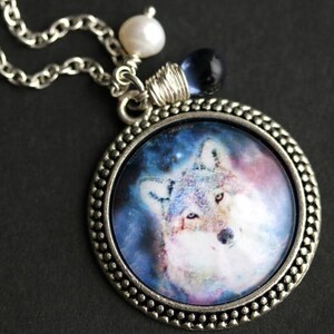 Woodland Wolf Necklace. Winter Wolf Pendant with Fresh Water Pearl and Dark Blue Teardrop. Blue Necklace. Handmade Necklace.