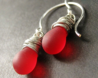 STERLING SILVER Wire Wrapped Earrings - Rose Red Frosted Drop Earrings. Dangle Earrings. Handmade Jewelry.