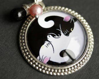 Yin Yang Cat Necklace. Black and White Cat Pendant with Pink Fresh Water Pearl and Black Teardrop. Yin Yang Necklace. Handmade Necklace.