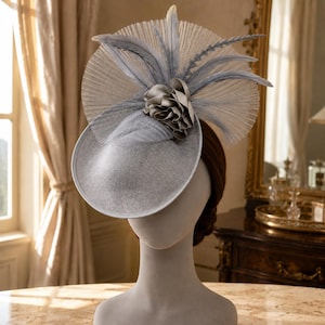 Silver Grey Fascinator Hat for Women, Feather Fan Rose Headpiece, Royal Ascot Wedding Guest Kentucky Derby Hat