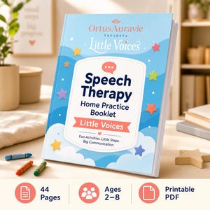 Pode incluir: Um livreto azul claro de terapia da fala para praticar em casa intitulado Little Voices da OrtusAuravie. A capa apresenta estrelas coloridas, nuvens e um ícone de balão de fala. O texto inclui Fun Activities, Little Steps, Big Communication, 44 Pages, Ages 2-8 e Printable PDF.