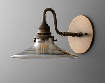 Lámpara de pared industrial de latón - Modelo n.° 2505