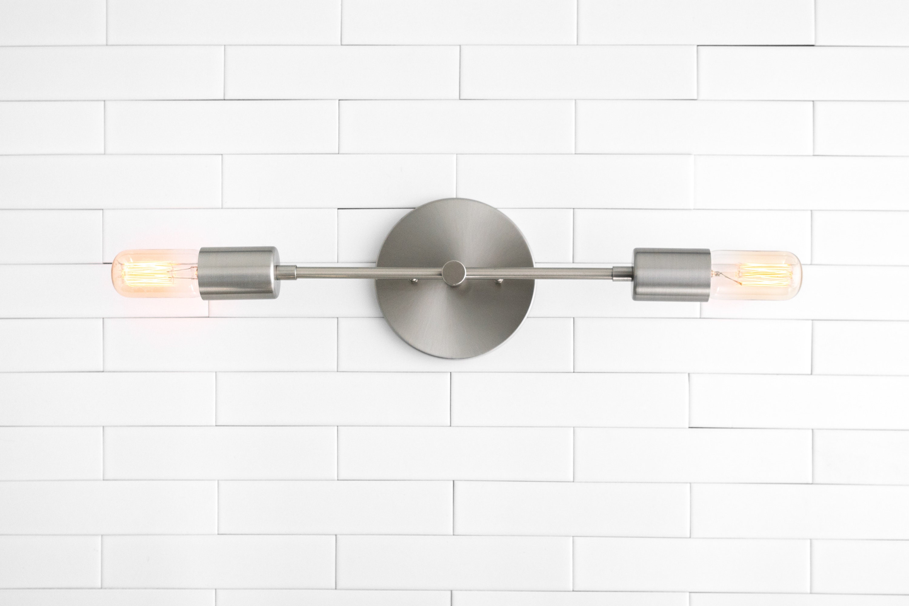 Iluminación industrial Vanidad Luz del baño Luz de pared | Etsy