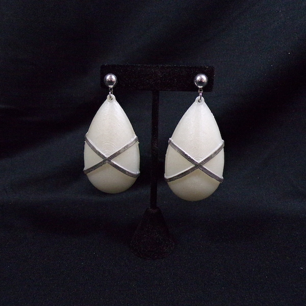 Queen Beryl replica earrings 3d printed 2.5 inches